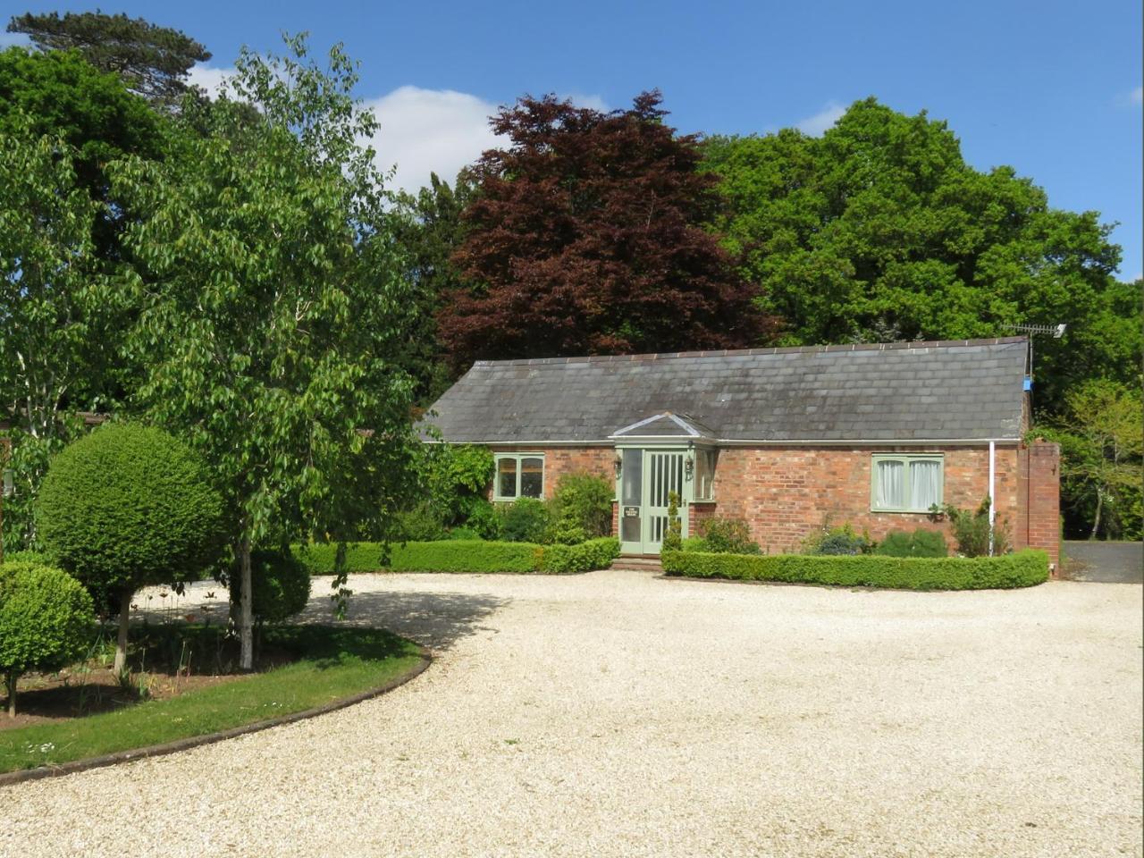 The Packing House Villa Severn Stoke ภายนอก รูปภาพ