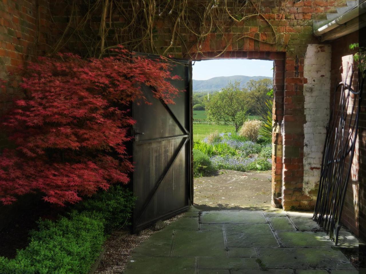 The Packing House Villa Severn Stoke ภายนอก รูปภาพ